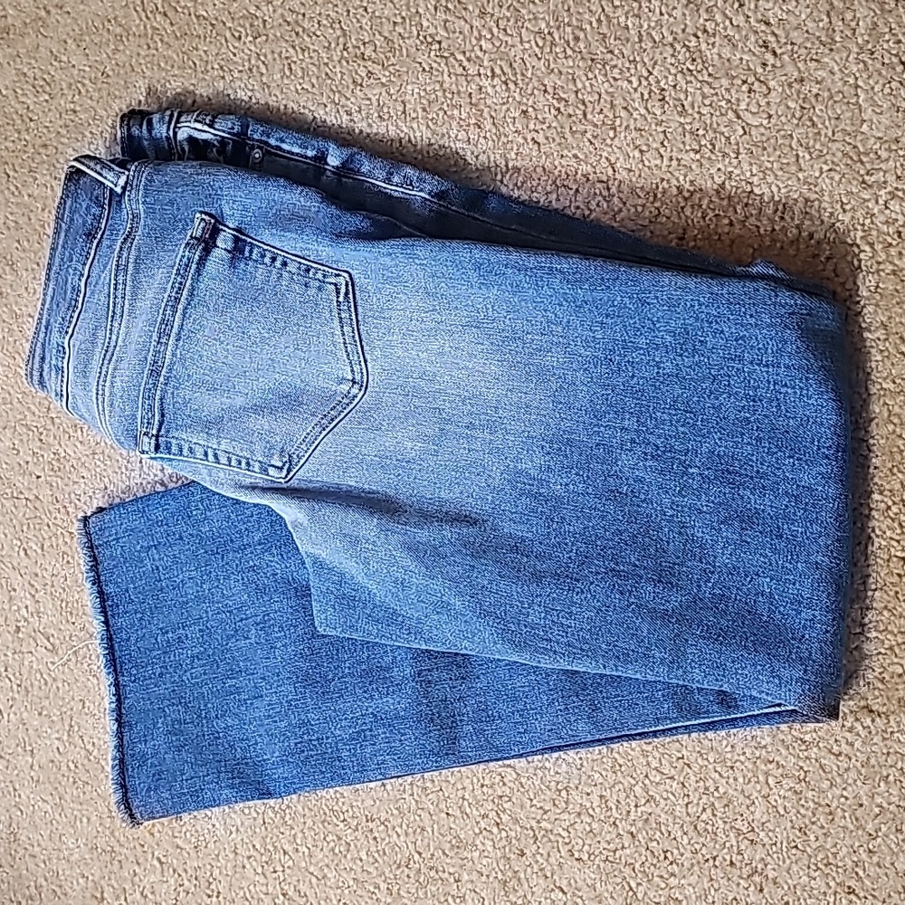 Maurices jeans